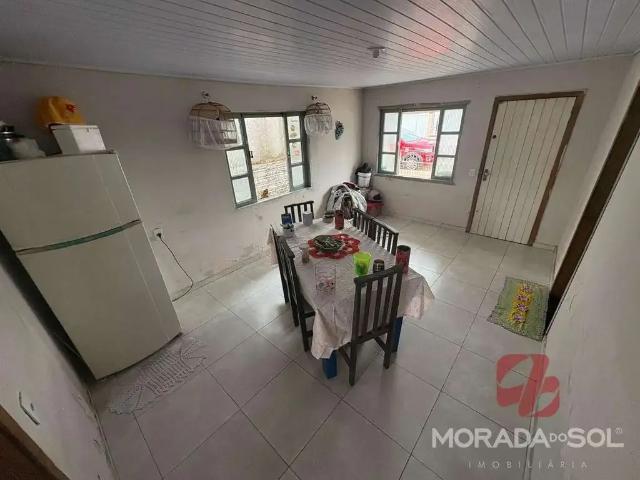 Casa / Sobrado para Venda em Tijucas/SC Joaia 3 Quartos