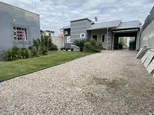 Casa / Sobrado para Venda em Tijucas/SC Praça 3 Quartos