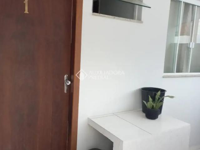 Casa / Sobrado para Venda em Tijucas/SC Praça 2 Quartos