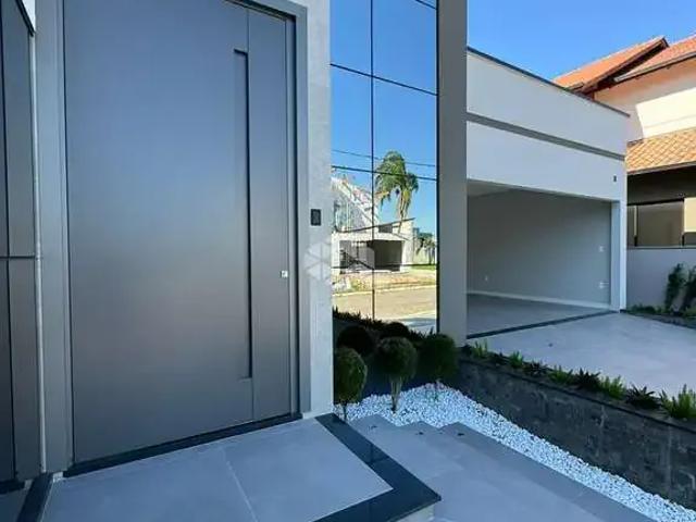 Casa / Sobrado para Venda em Tijucas/SC Universitário 3 Quartos