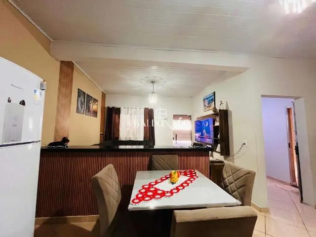 Casa / Sobrado para Venda em Toledo/MG Centro 2 Quartos