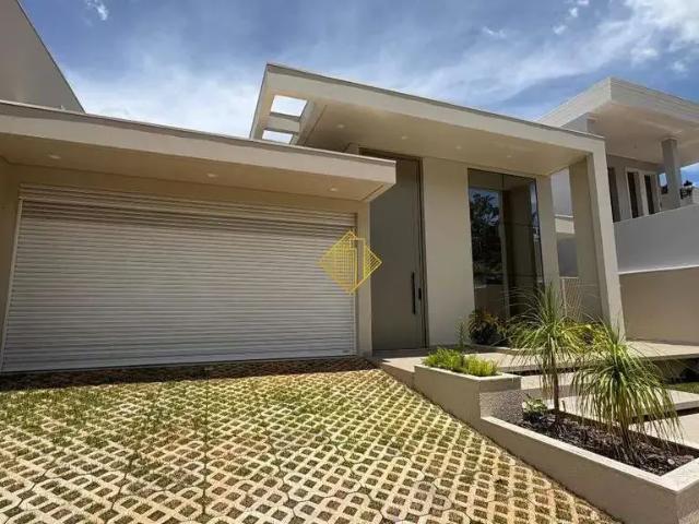 Casa / Sobrado para Venda em Toledo/PR Vila Industrial 4 Quartos