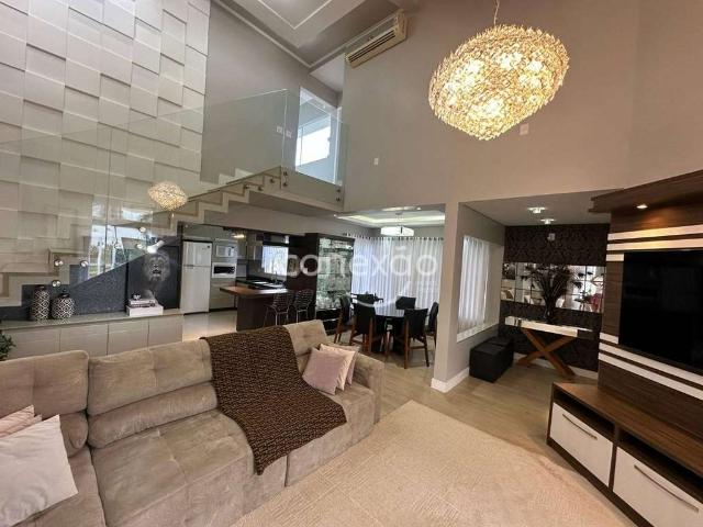 Casa / Sobrado para Venda em Toledo/PR Jardim Gisela 3 Quartos