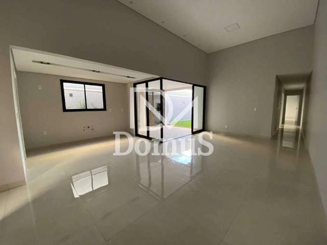 Casa / Sobrado para Venda em Toledo/PR Jardim Pancera 2 Quartos