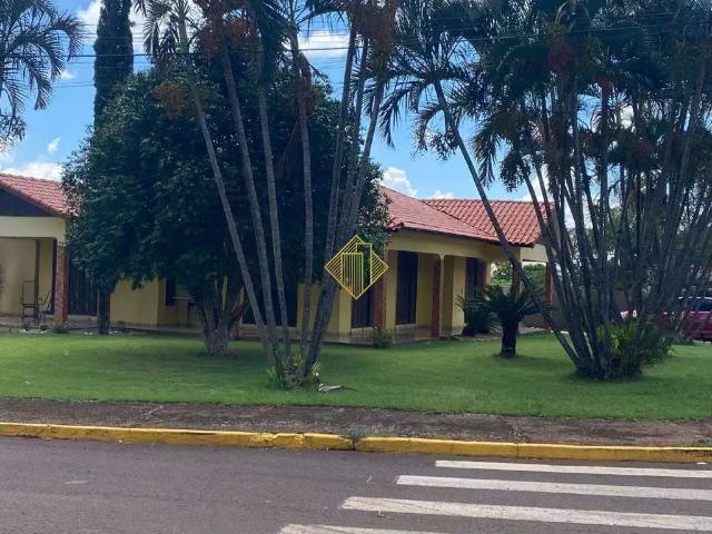Casa / Sobrado para Venda em Toledo/PR Novo Sobradinho 3 Quartos