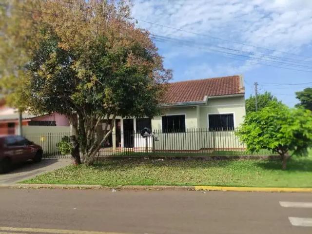 Casa / Sobrado para Venda em Toledo/PR São Francisco 3 Quartos