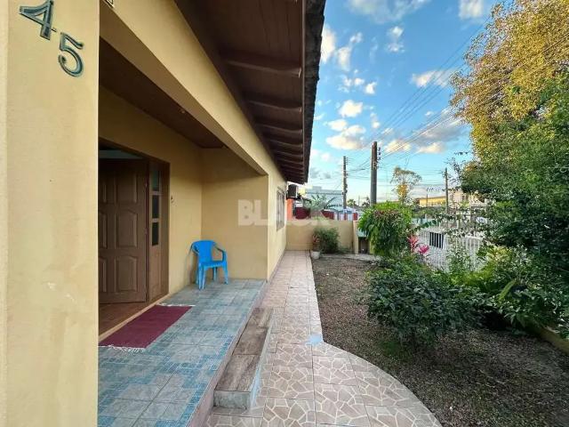 Casa / Sobrado para Venda em Torres/RS Igra Sul 3 Quartos