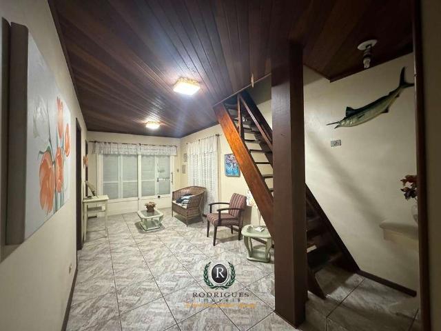 Casa / Sobrado para Venda em Torres/RS Praia Grande 4 Quartos