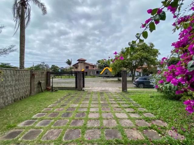 Casa / Sobrado para Venda em Torres/RS Praia Grande 5 Quartos