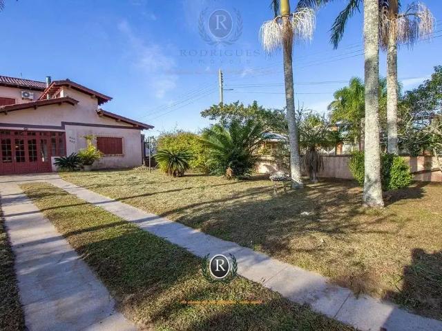 Casa / Sobrado para Venda em Torres/RS Praia Paraíso 2 Quartos