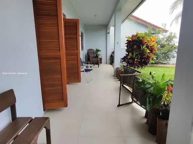 Casa / Sobrado para Venda em Torres/RS Praia Paraíso 3 Quartos
