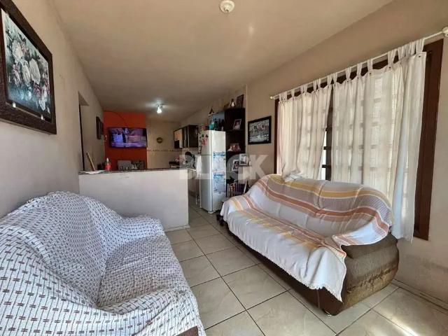 Casa / Sobrado para Venda em Torres/RS Predial 5 Quartos