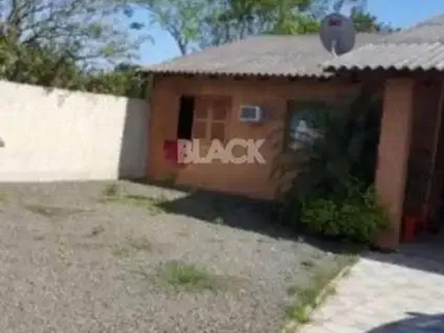 Casa / Sobrado para Venda em Torres/RS São Jorge 3 Quartos