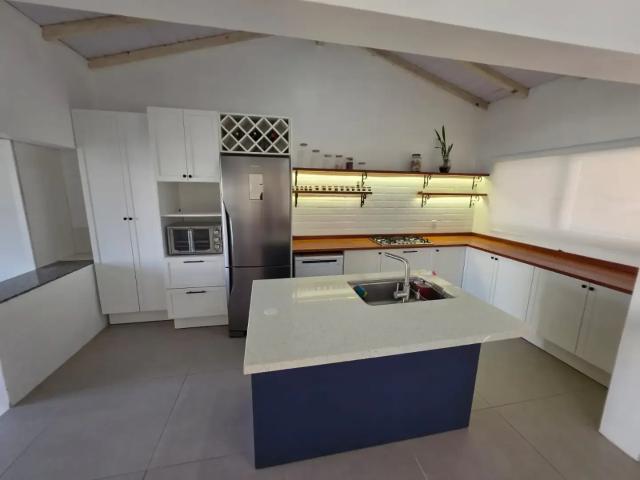 Casa / Sobrado para Venda em Tramandaí/RS Zona Nova 3 Quartos