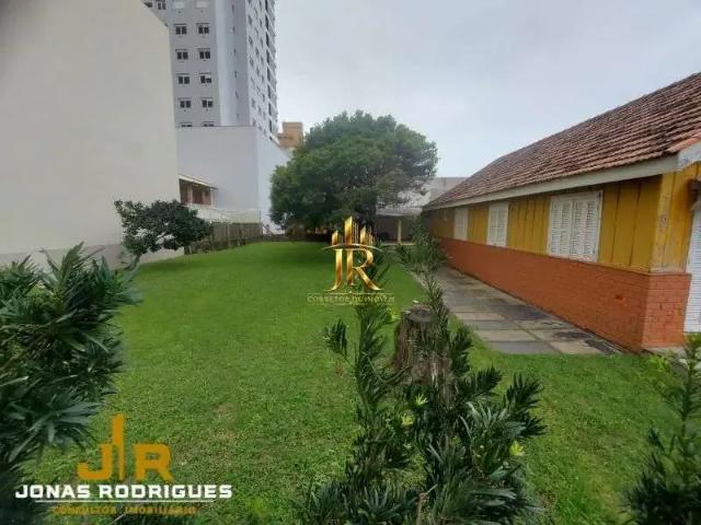 Casa / Sobrado para Venda em Tramandaí/RS Centro 3 Quartos