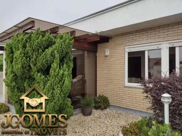 Casa / Sobrado para Venda em Tramandaí/RS Centro 3 Quartos