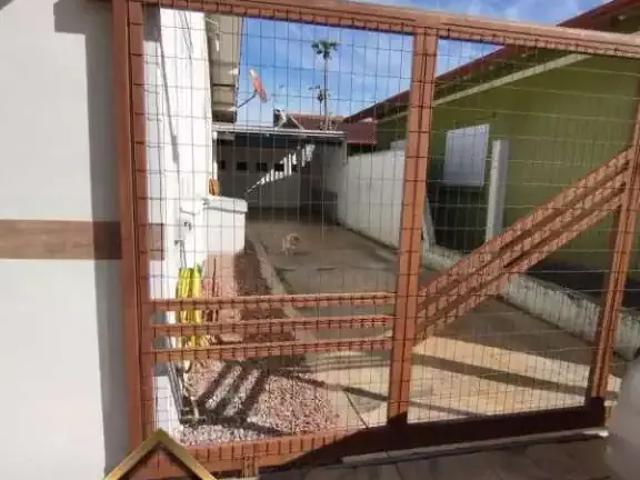 Casa / Sobrado para Venda em Tramandaí/RS Centro 4 Quartos