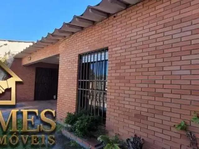 Casa / Sobrado para Venda em Tramandaí/RS Centro 4 Quartos