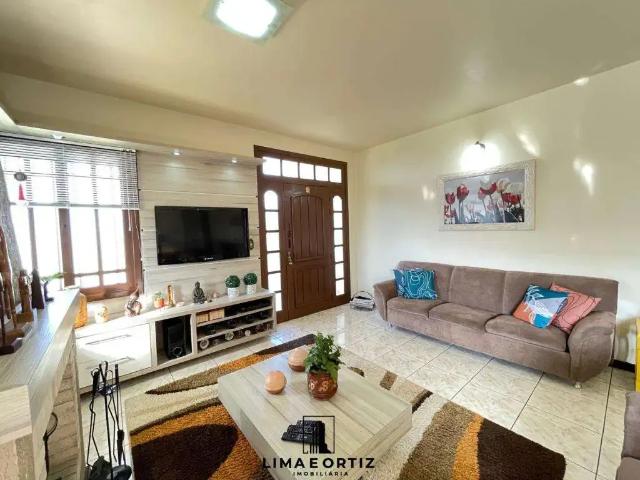 Casa / Sobrado para Venda em Tramandaí/RS Centro 4 Quartos