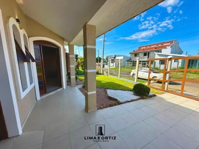 Casa / Sobrado para Venda em Tramandaí/RS Nova Tramandaí 3 Quartos