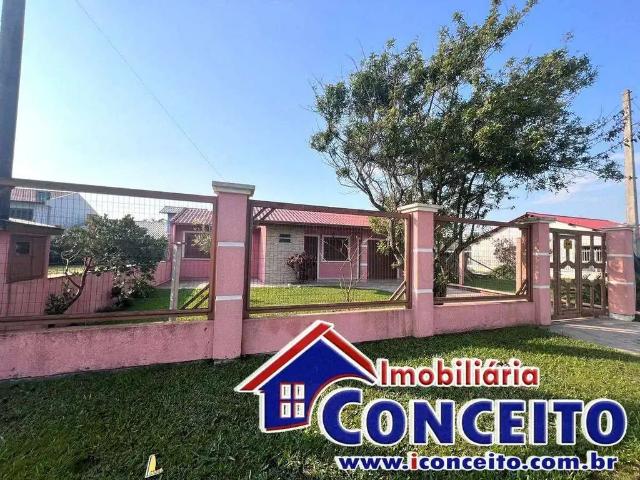 Casa / Sobrado para Venda em Tramandaí/RS Oásis do Sul 3 Quartos