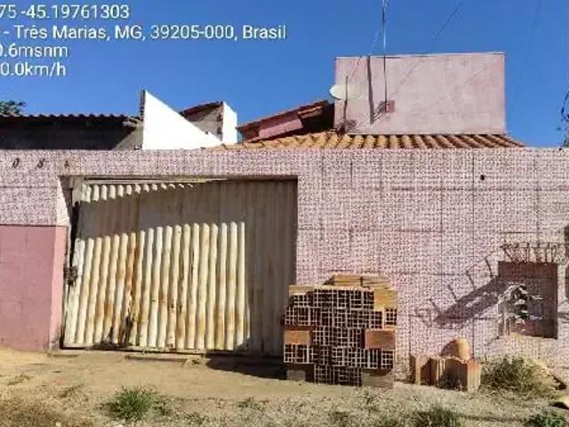Casa / Sobrado para Venda em Três Marias/MG Centro 2 Quartos