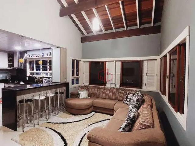 Casa / Sobrado para Venda em Três Coroas/RS Centro 3 Quartos