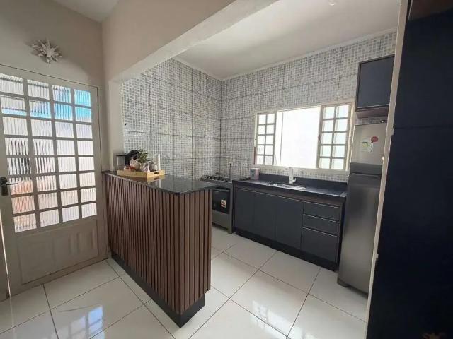 Casa / Sobrado para Venda em Três Lagoas/MS Parque das Mangueiras 2 Quartos