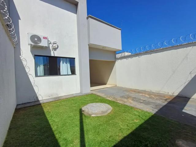 Casa / Sobrado para Venda em Trindade/GO Setor Laguna Parque 3 Quartos