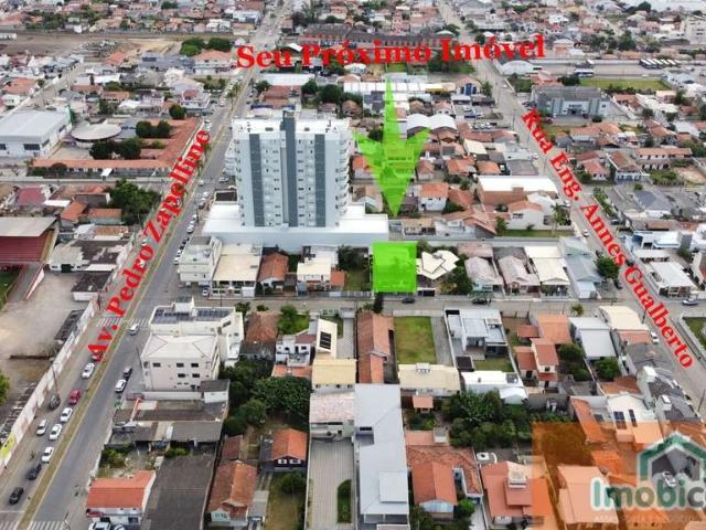 Casa / Sobrado para Venda em Tubarão/SC Centro 3 Quartos
