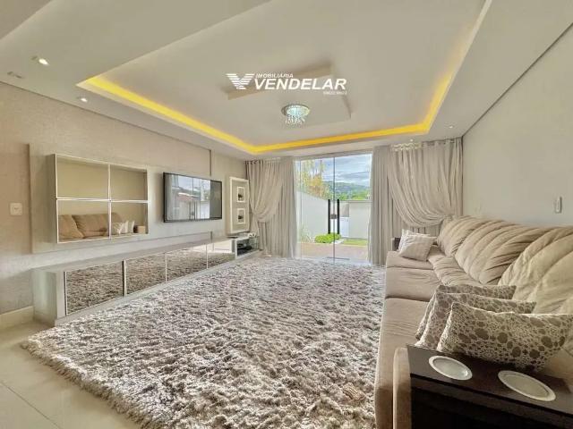 Casa / Sobrado para Venda em Tubarão/SC Guarda 3 Quartos