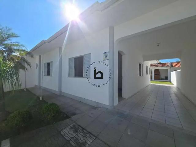 Casa / Sobrado para Venda em Tubarão/SC Recife 4 Quartos