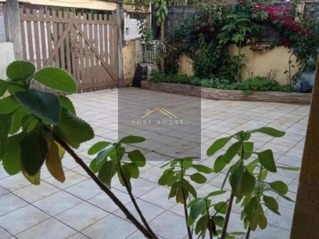 Casa / Sobrado para Venda em Ubatuba/SP Centro 4 Quartos