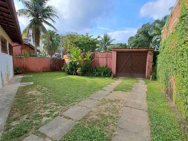 Casa / Sobrado para Venda em Ubatuba/SP Acaraú 8 Quartos