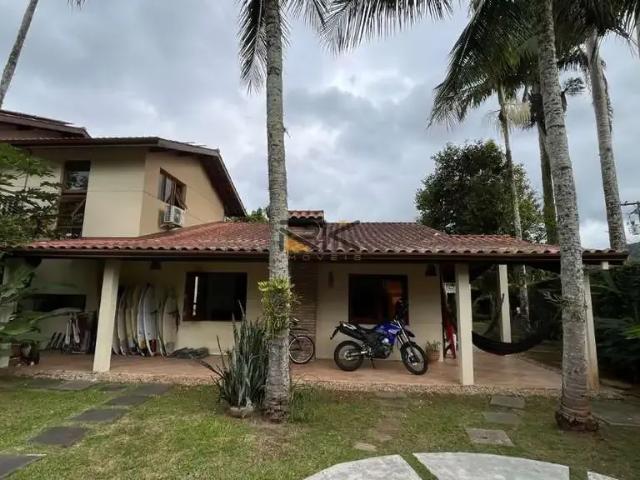 Casa / Sobrado para Venda em Ubatuba/SP Barra da Lagoa 4 Quartos