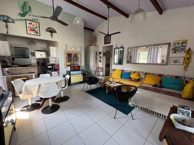 Casa / Sobrado para Venda em Ubatuba/SP Enseada 4 Quartos
