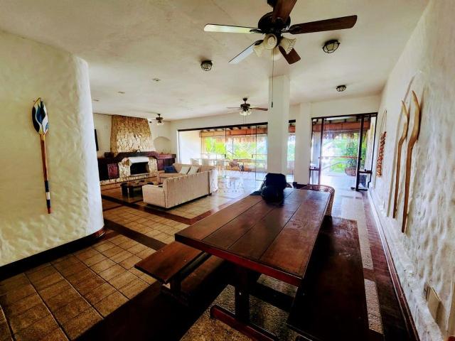 Casa / Sobrado para Venda em Ubatuba/SP Enseada 5 Quartos