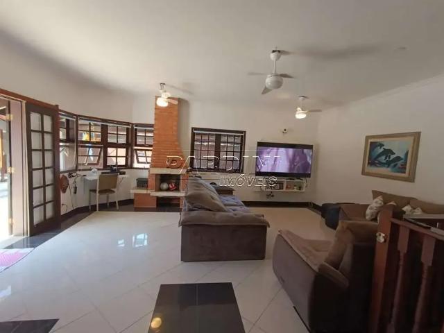 Casa / Sobrado para Venda em Ubatuba/SP Enseada 8 Quartos