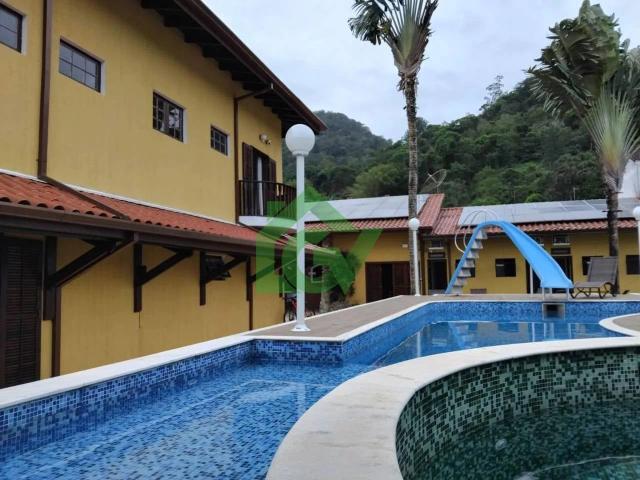 Casa / Sobrado para Venda em Ubatuba/SP Enseada 10 Quartos