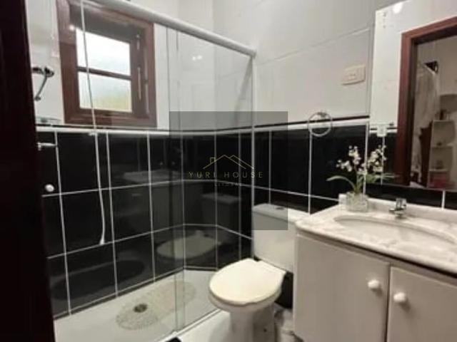 Casa / Sobrado para Venda em Ubatuba/SP Estufa II 6 Quartos