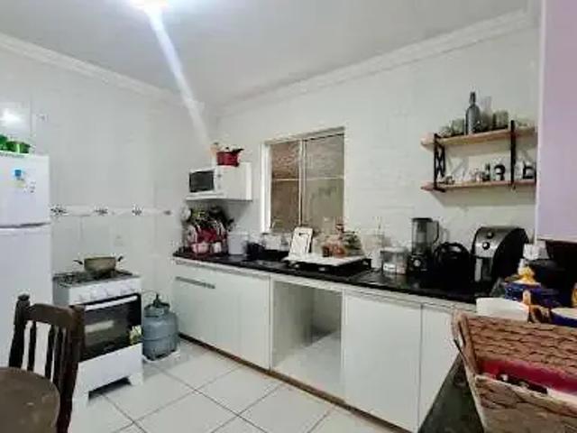 Casa / Sobrado para Venda em Ubatuba/SP Estufa II 6 Quartos