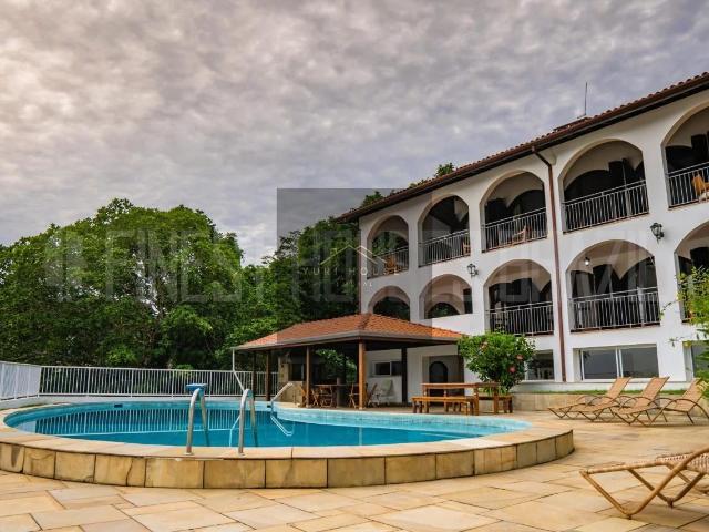 Casa / Sobrado para Venda em Ubatuba/SP Estufa II 9 Quartos