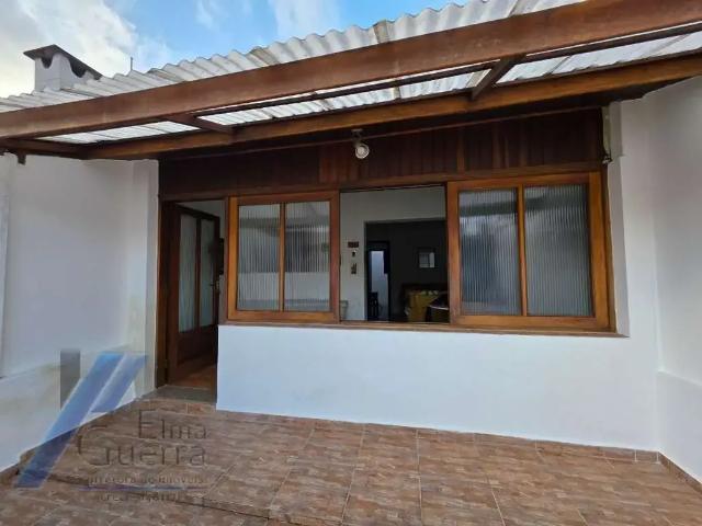 Casa / Sobrado para Venda em Ubatuba/SP Itaguá 1 Quartos