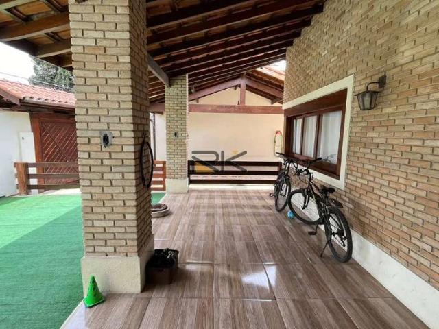 Casa / Sobrado para Venda em Ubatuba/SP Itaguá 5 Quartos