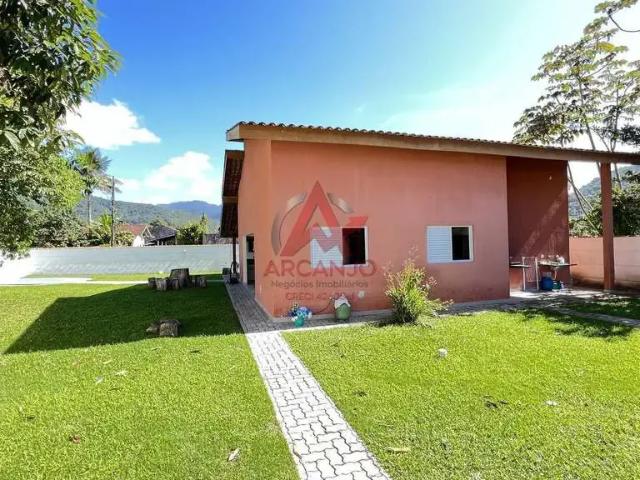 Casa / Sobrado para Venda em Ubatuba/SP Jardim Carolina 3 Quartos
