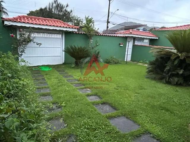 Casa / Sobrado para Venda em Ubatuba/SP Jardim Carolina 3 Quartos