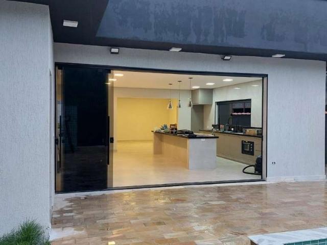 Casa / Sobrado para Venda em Ubatuba/SP Jardim Carolina 3 Quartos