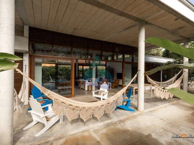Casa / Sobrado para Venda em Ubatuba/SP Jardim Pedra Verde 4 Quartos