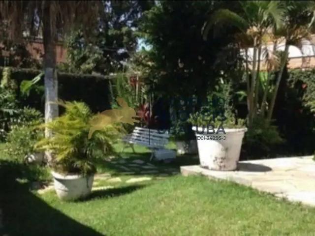 Casa / Sobrado para Venda em Ubatuba/SP Lázaro 6 Quartos