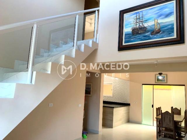 Casa / Sobrado para Venda em Ubatuba/SP Lagoinha 3 Quartos